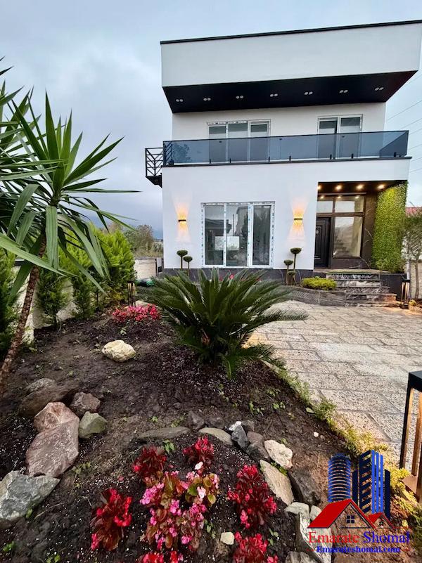 ویلا دوبلکس نوساز با روفگاردن و ویو بینظیر به جنگل و دریا