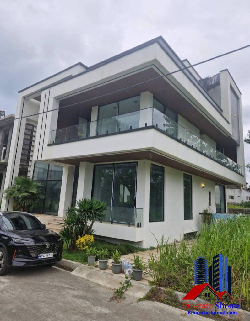 ویلا استخر و لوکس تریپلکس در رویان